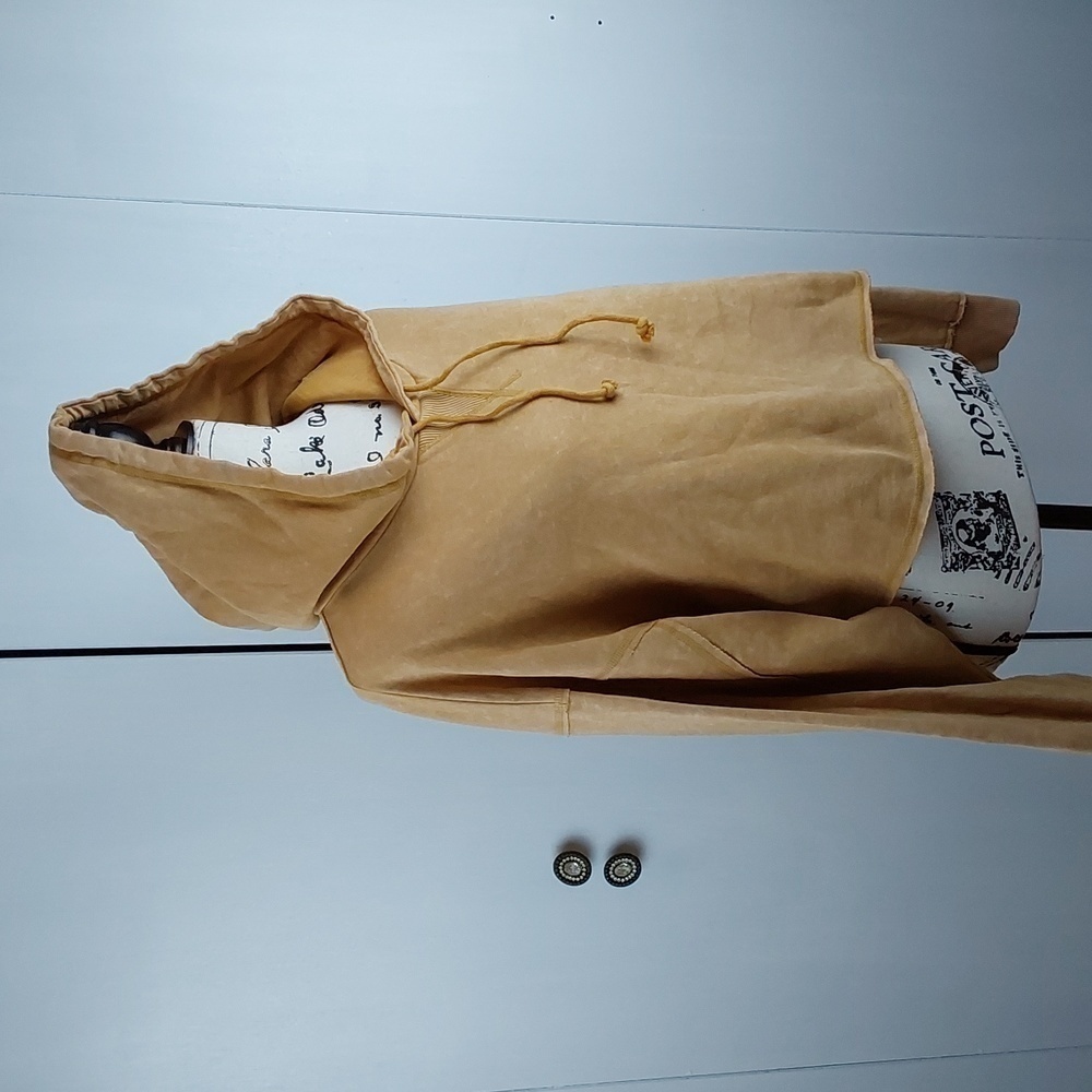 Aeropostale| Womens Beige/Tan Cropped Oversized Sweatshirt Hoodie Sz.Large